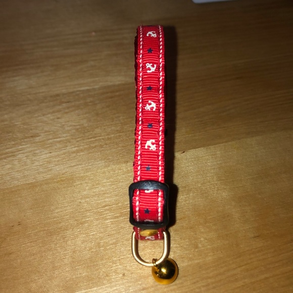 CatIt Breakaway Nylon Collar | Red with anchors - Picture 2 of 2